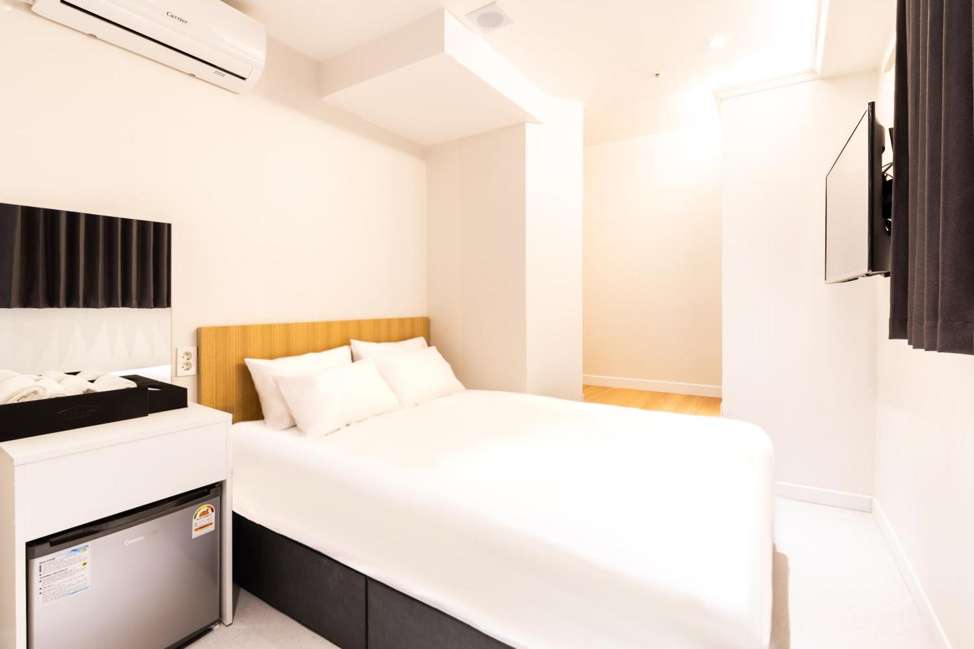 U Stay Myeongdong سيول المظهر الخارجي الصورة